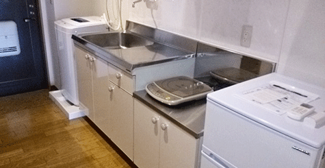 �g���^�����ԋ�B��