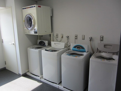 追浜西ドミトリー洗濯機置場
